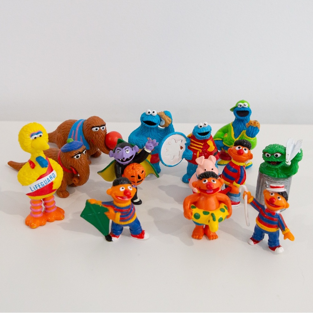 Vintage Sesame Street PVC Figure Lot (12) – Applause + Mixed Makers – Fair/Play